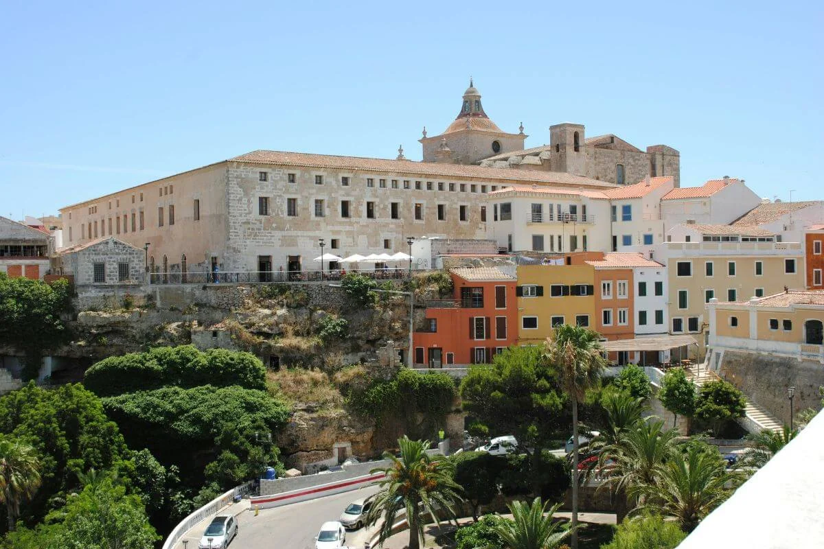 Mao Mahon - hlavní město Menorca